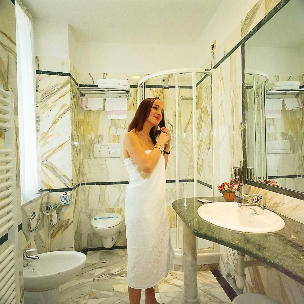 Hotel Ulivi アレンツァーノ エクステリア 写真